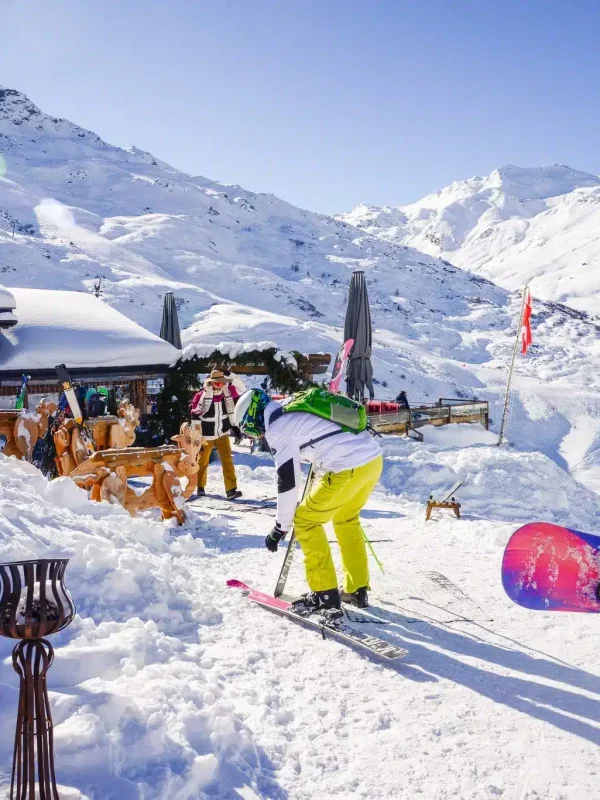 Chez Pépé Nicolas restaurant accès ski 3 Vallées hiver