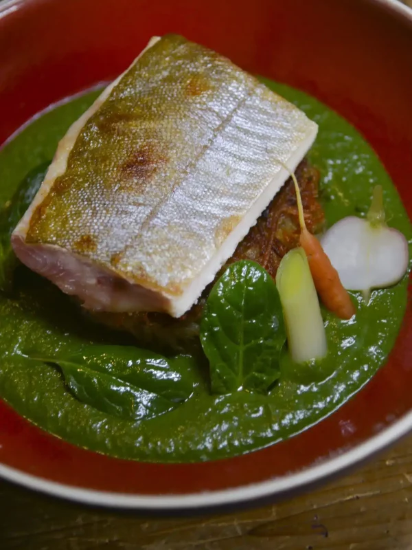 Filet de poisson servi chez Pépé Nicolas en Savoie